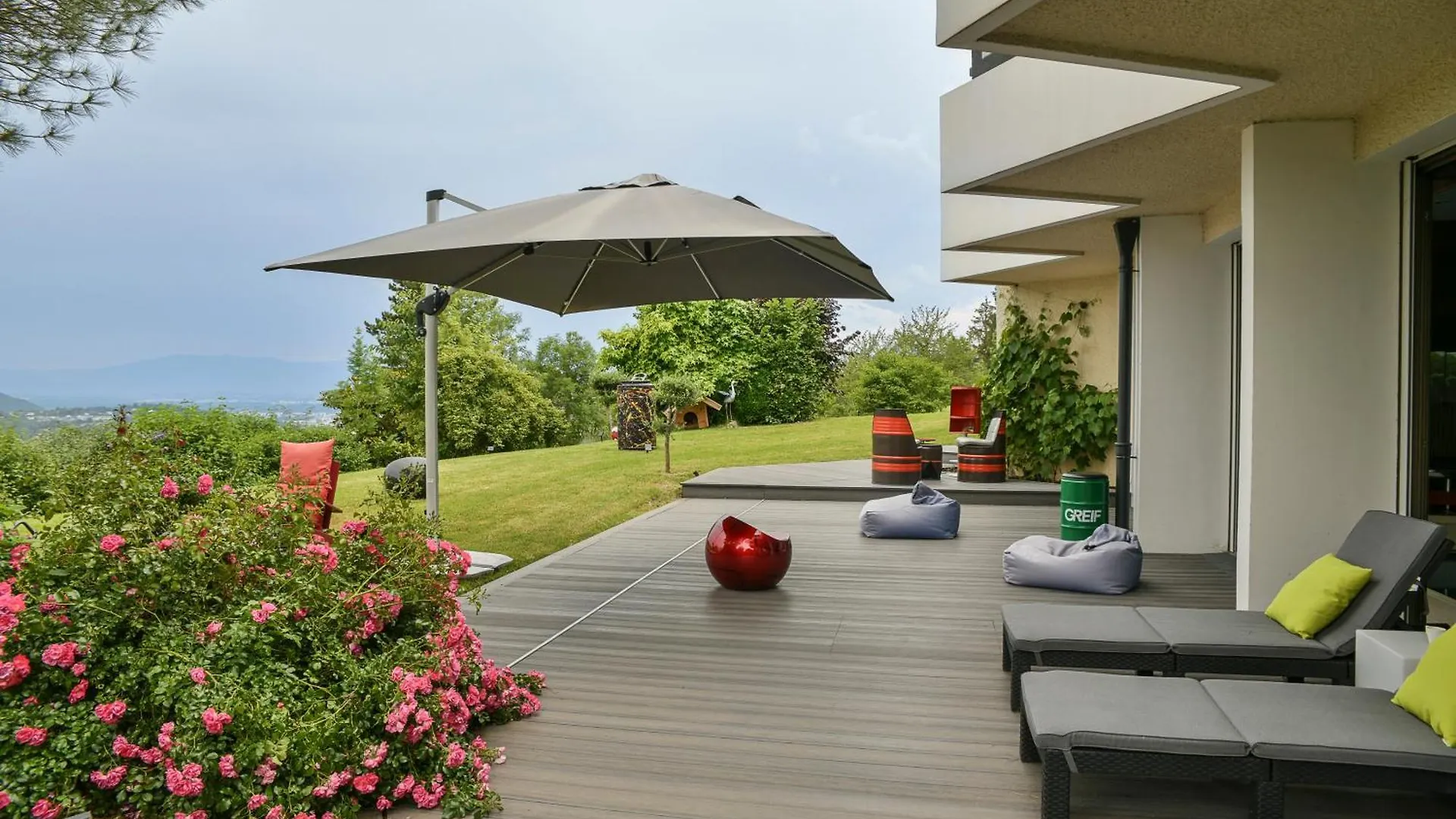 Superbe Villa Avec Piscine Interieure, Sauna, Jacuzzi Et Salle De Sport Lucinges 0*,  France